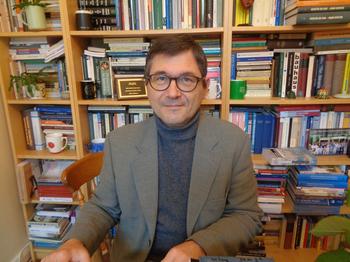 Галин Тиханов