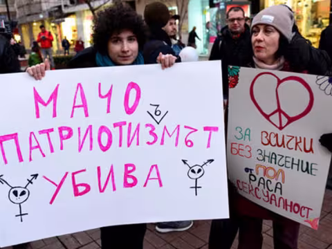 Статия на Емилия Любенова, НЮ АЙ АД, член на БАКЕП в Капитал на тема: Финансиране от Норвегия, Исландия и Лихтенщайн ще подкрепи гражданския сектор